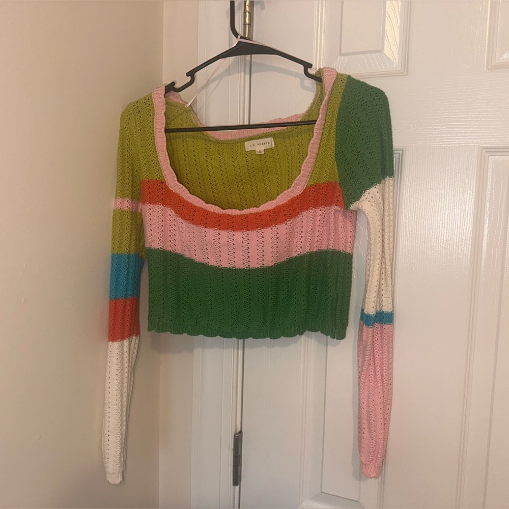 Colorful knit cropped sweater